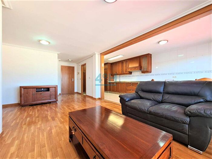 Piso en venta de 3 habitaciones en Galicia, Ourense
