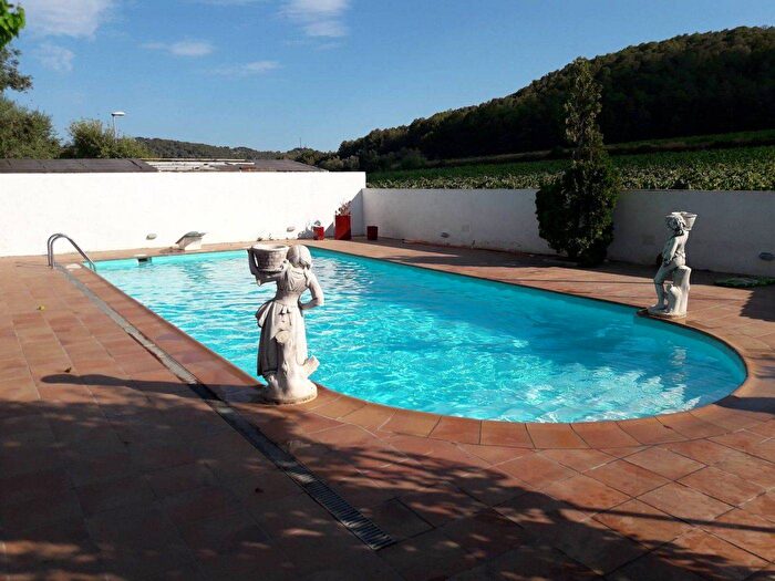 Casa en venta de 7 habitaciones en Cataluña, Tarragona