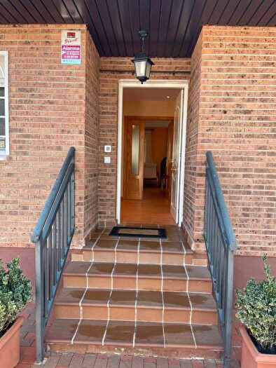 Casa de 4 habitaciones en venta en Castilla La Mancha, Guadalajara