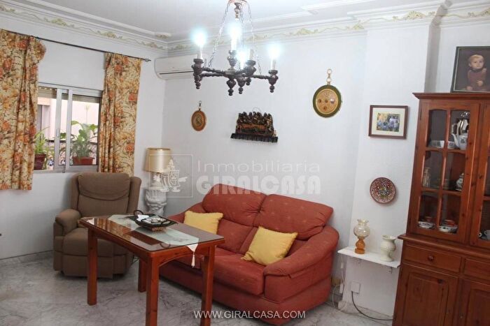 Casas en venta y pisos alquiler - 2