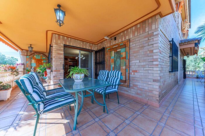 Casa de 6 habitaciones en venta en Comunitat Valenciana, Alicante
