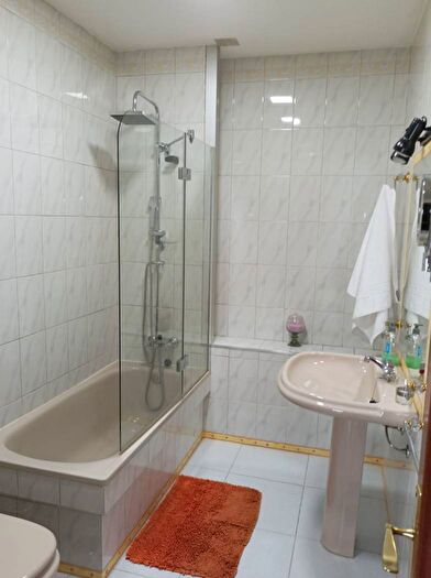Galicia, Ourense: Casa en venta de 4 habitaciones