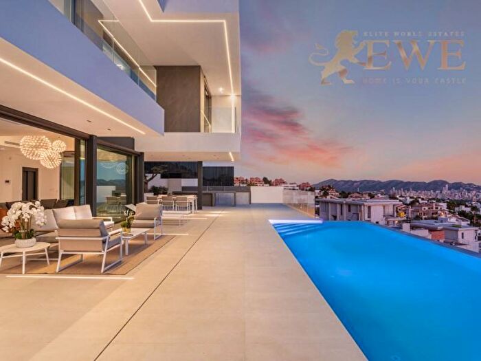 Casa de 5 habitaciones en venta en Comunitat Valenciana, Alicante