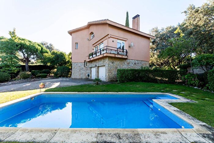 Casa de 5 habitaciones en venta en Comunidad de Madrid, Madrid