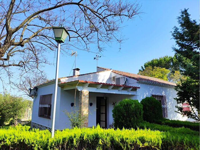 Casa en venta de 3 habitaciones: Andalucía, Sevilla
