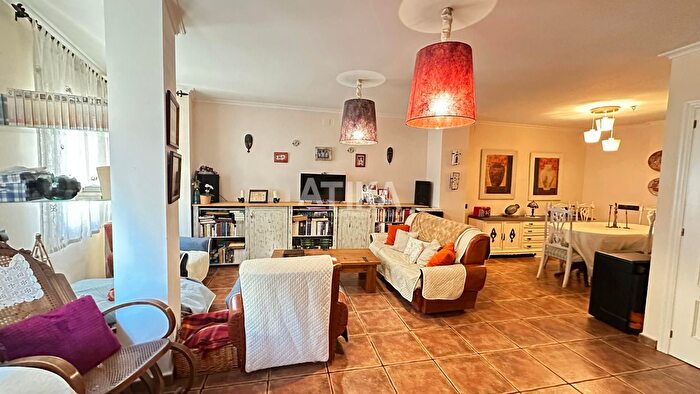 Casa en venta de 7 habitaciones: Albaida, Valencia