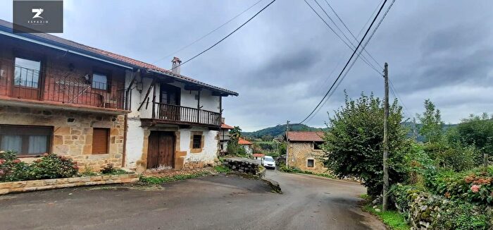 Casa de 1 habitación en venta en Villacarriedo, Cantabria