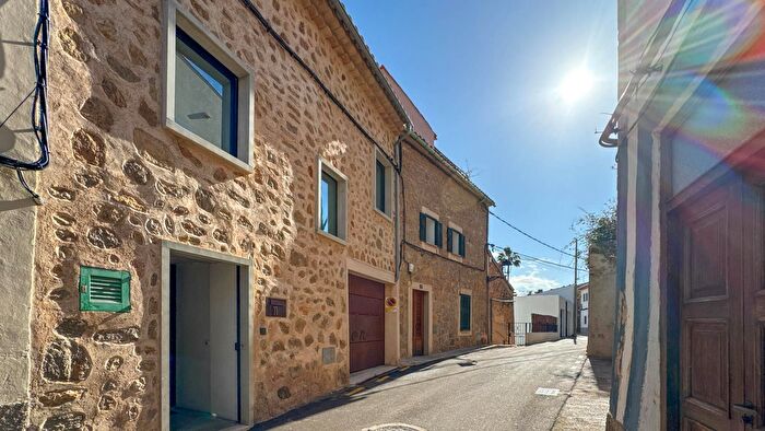 Casas en venta y pisos alquiler - 3