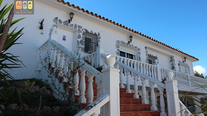 Casa en venta de 5 habitaciones en Comunitat Valenciana, Alicante