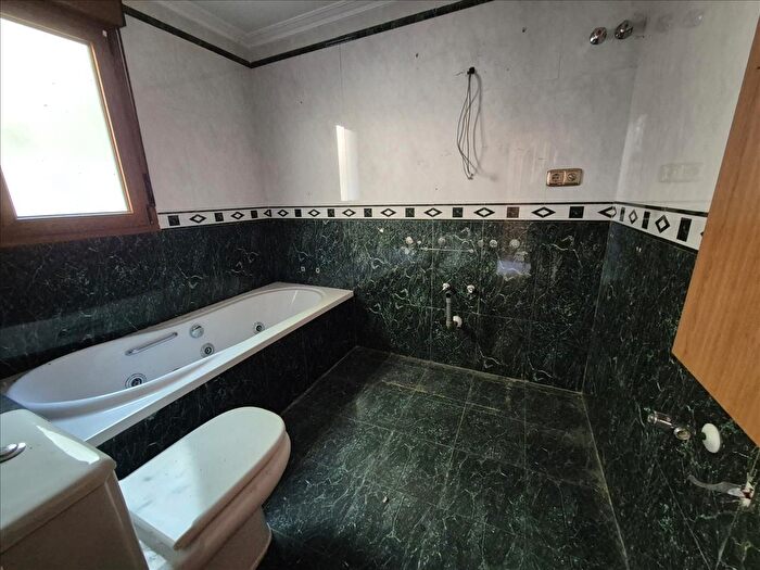 Casa en venta de 2 habitaciones en Aller, Asturias