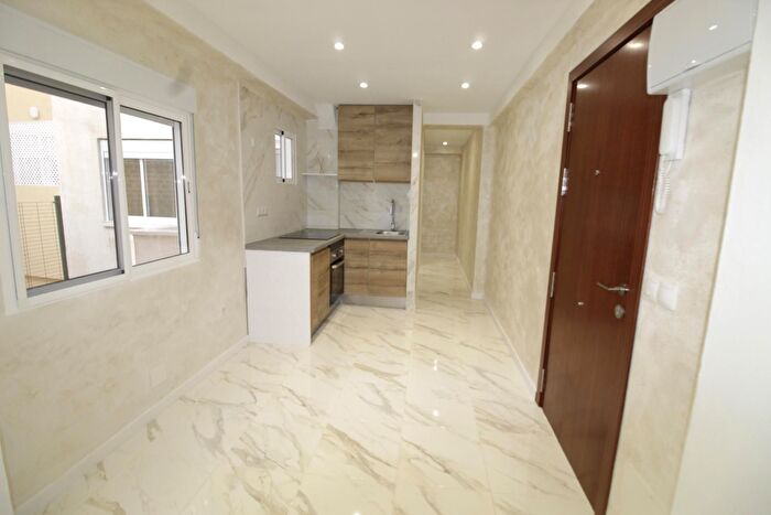 Piso en venta de 2 habitaciones: Bailén Miraflores, Suárez
