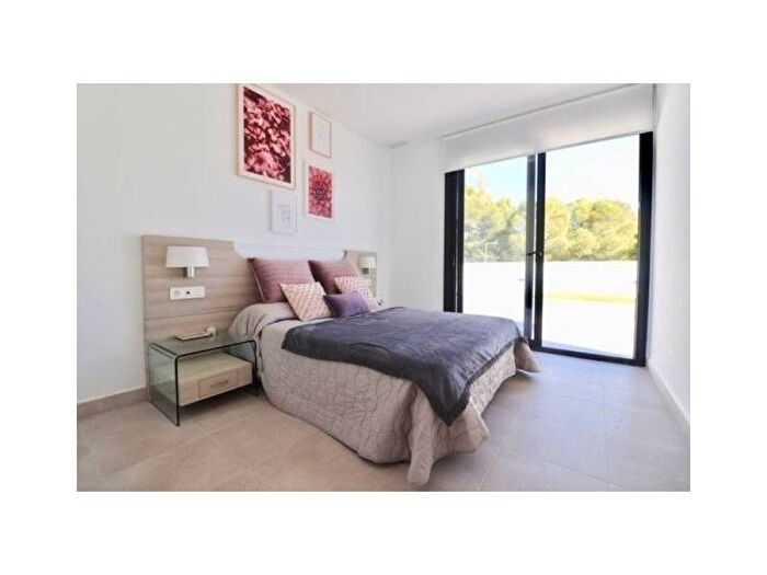 Casa de 3 habitaciones en venta en Comunitat Valenciana, Alicante