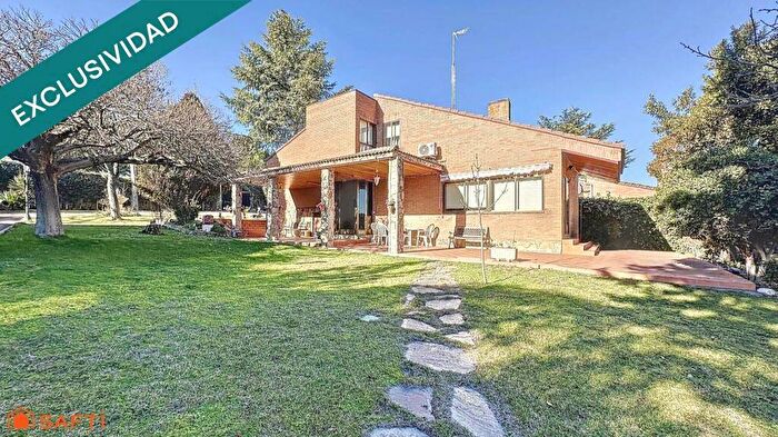 Casa en venta de 4 habitaciones en Comunidad de Madrid, Madrid
