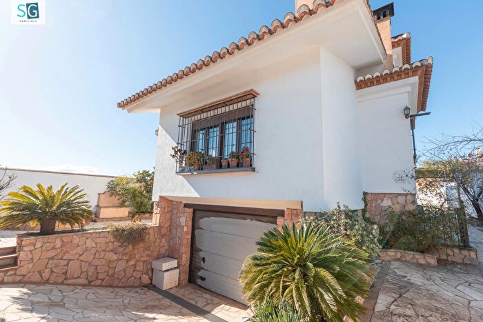 Urbanizaciones, Alhendín: Casa en venta de 3 habitaciones