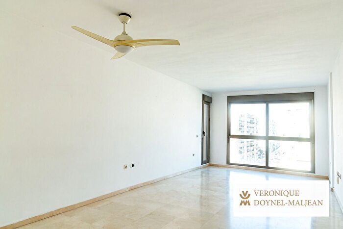 Piso de 3 habitaciones en venta en Cruz de Humilladero, Carranque Haza Cuevas