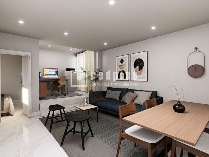 Piso de 3 habitaciones en venta en Usera, Almendrales