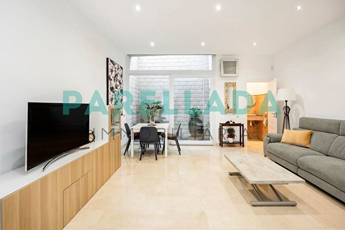 Casa en venta de 3 habitaciones: Centre, Badalona
