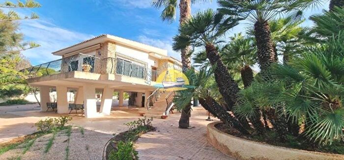 Casa de 4 habitaciones en venta en Región de Murcia, Murcia