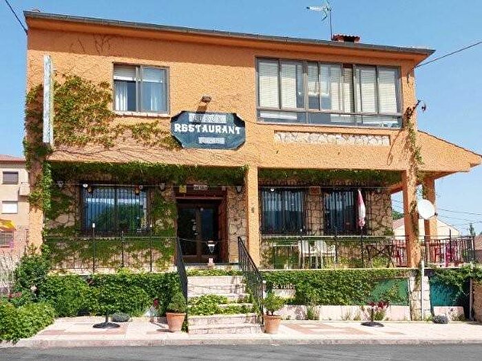 Casa en venta de 5 habitaciones en Castilla y León, Segovia
