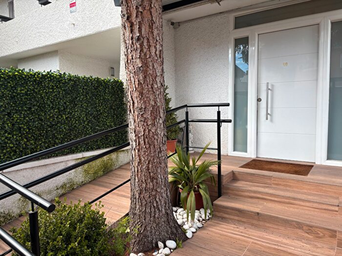 Casa en venta de 5 habitaciones en Hortaleza, Palomas