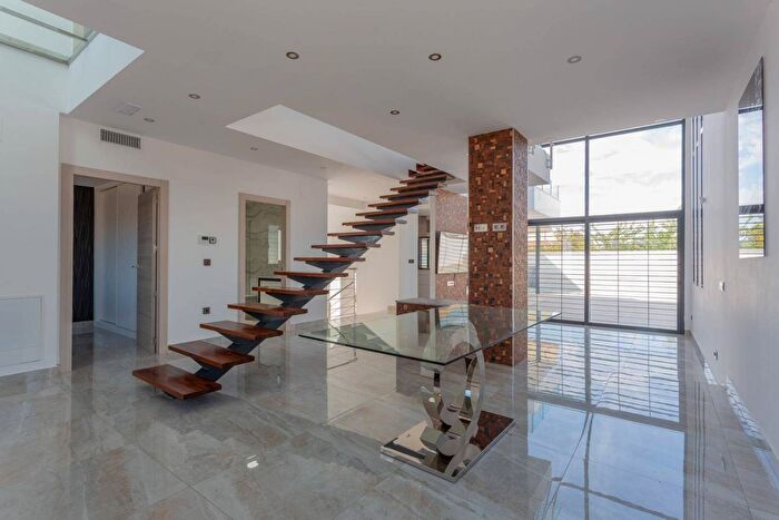 Andalucía, Granada: Casa en venta de 4 habitaciones