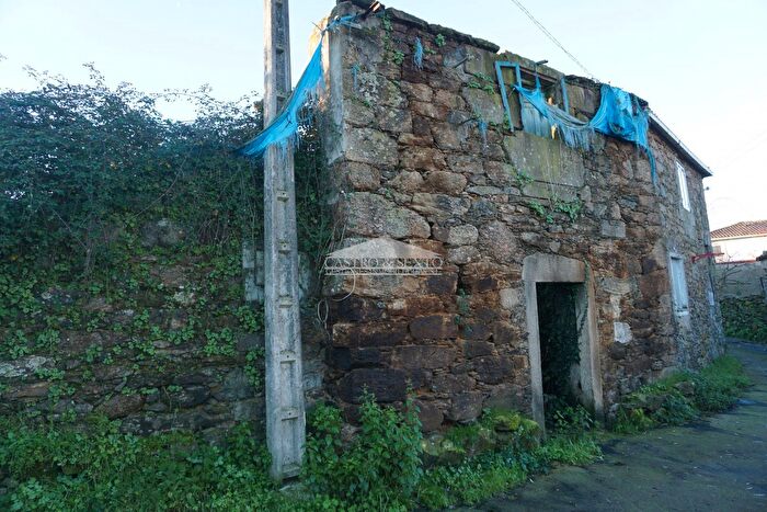 Casa en venta en Santiso, A Coruña