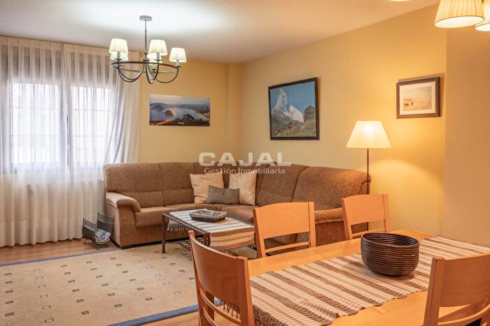 Piso en venta de 3 habitaciones, Riaza, Segovia