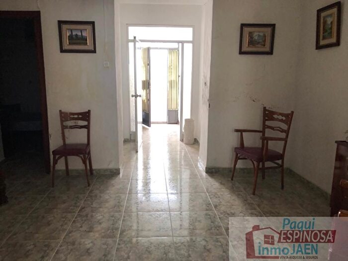 Casa en venta de 3 habitaciones en Torredonjimeno, Jaén