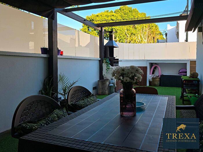 Casas en venta y pisos alquiler - 3