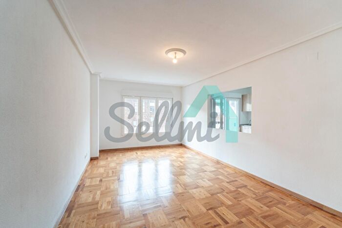 Pravia, Asturias: Piso en venta de 3 habitaciones