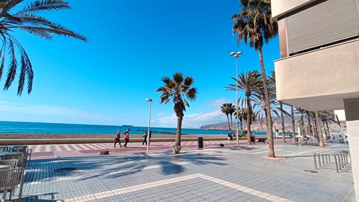 Piso en venta de 2 habitaciones, Ciudad Jardín Tagarete El Zapillo, Almería Capital