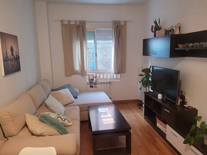Carabanchel, San Isidro: Piso en venta de 2 habitaciones