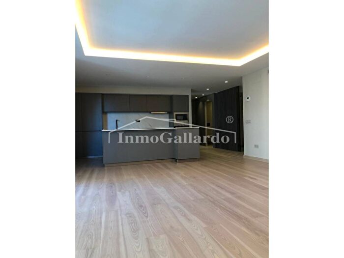 Piso en venta de 4 habitaciones, Andalucía, Málaga