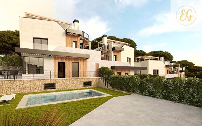 Casa de 3 habitaciones en venta en Comunitat Valenciana, Alicante