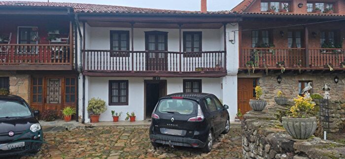 Casa en venta de 4 habitaciones: Cantabria, Cantabria