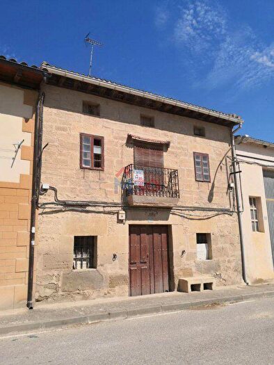 Casa en venta de 4 habitaciones: La Rioja, La Rioja