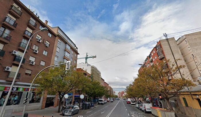 Piso en venta de 2 habitaciones, Tetuán, Valdeacederas