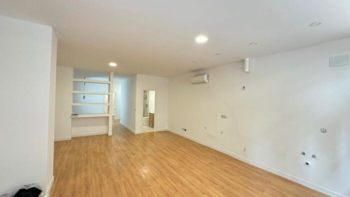 Piso en venta de 1 habitación: Bailén Miraflores, Suárez