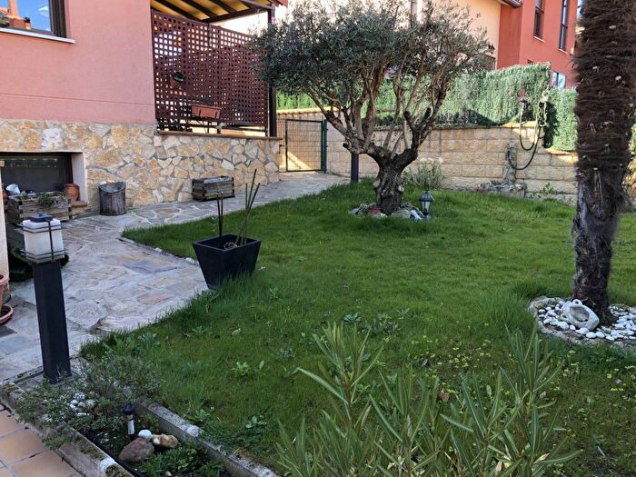 Casa en venta de 5 habitaciones en Castilla y León, Segovia