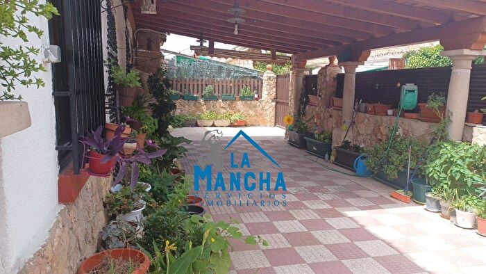 Castilla La Mancha, Albacete: Casa en venta de 4 habitaciones