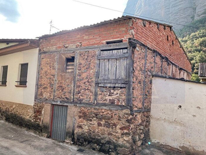 Casa en venta de 3 habitaciones: Tobía, La Rioja