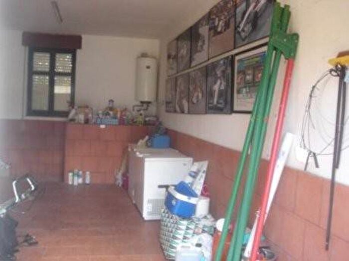 Castilla y León, León: Casa en venta de 3 habitaciones