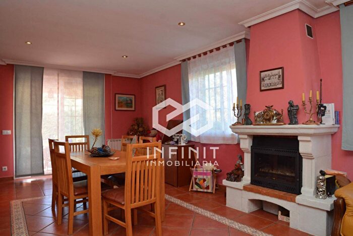 Casa de 4 habitaciones en venta en Comunidad de Madrid, Madrid