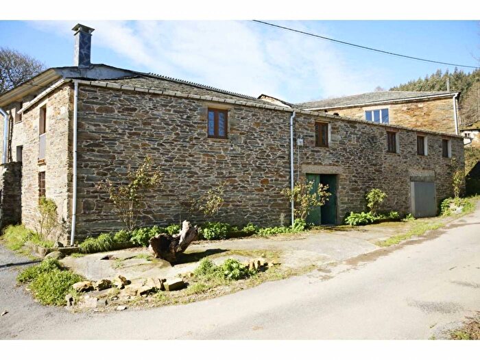 Casa en venta de 5 habitaciones: Galicia, Lugo