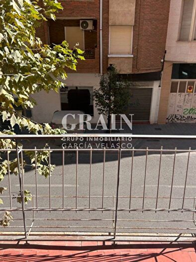 Piso de 6 habitaciones en venta en Castilla La Mancha, Albacete