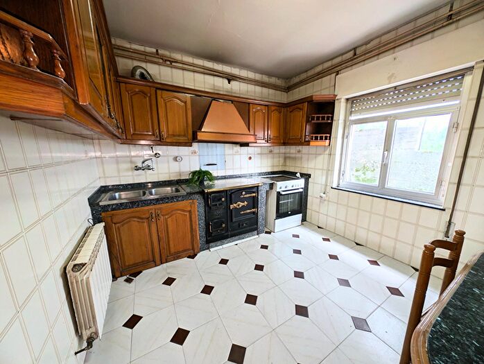 Casas en venta y pisos alquiler - 3