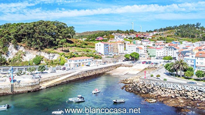 Casa en venta de 2 habitaciones, Galicia, A Coruña