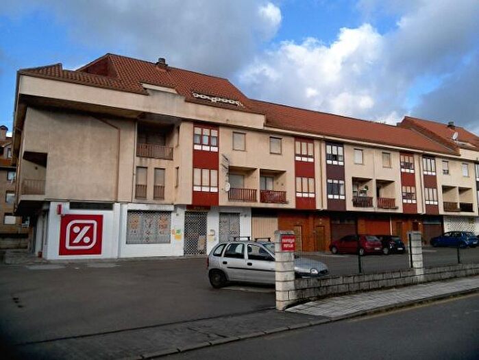 Piso en venta de 4 habitaciones en Bárcena de Cicero, Cantabria