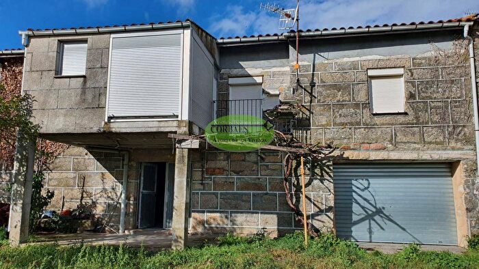Casa en venta de 4 habitaciones: Xunqueira de Ambía, Galicia