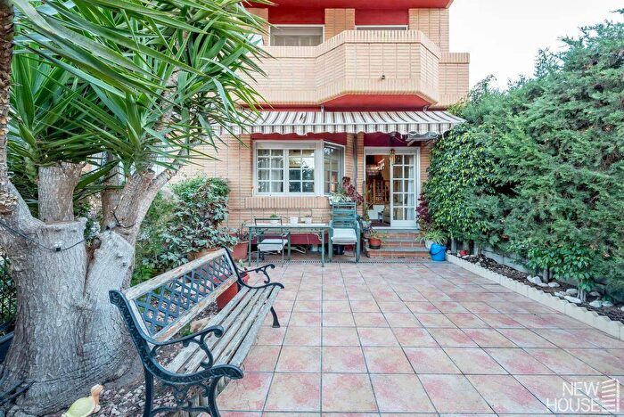 Casa en venta de 4 habitaciones en Comunitat Valenciana, Alicante